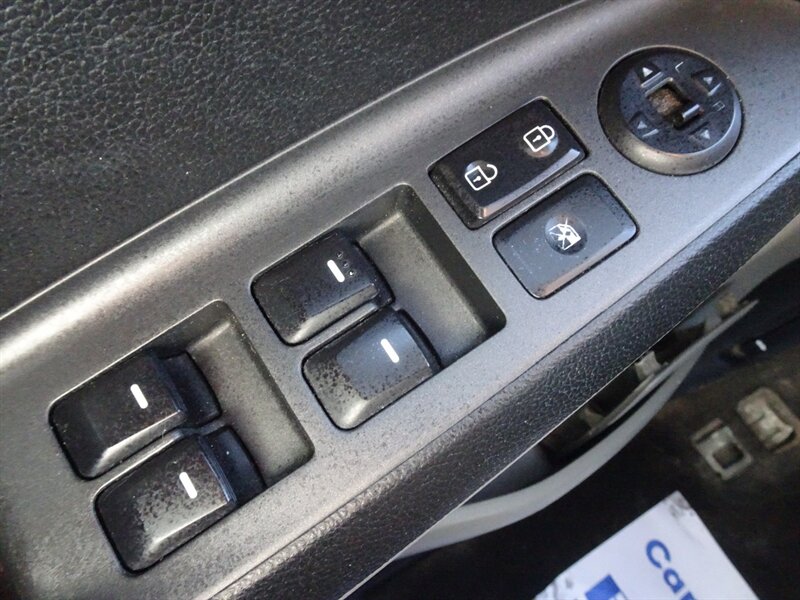 2016 Kia Forte LX  I4 FWD - Photo 17 - Cincinnati, OH 45255