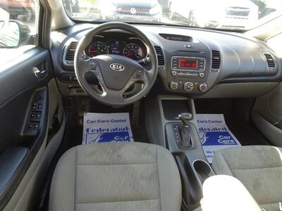 2016 Kia Forte LX  I4 FWD - Photo 9 - Cincinnati, OH 45255