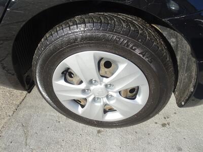 2016 Kia Forte LX  I4 FWD - Photo 24 - Cincinnati, OH 45255