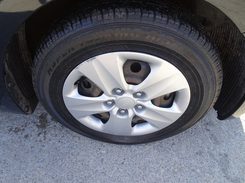 2016 Kia Forte LX  I4 FWD - Photo 26 - Cincinnati, OH 45255