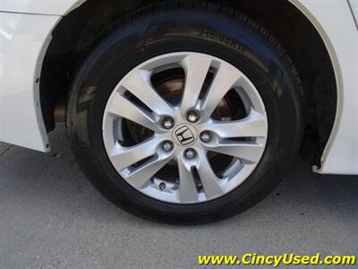 2009 Honda Accord LX-P   - Photo 33 - Cincinnati, OH 45255