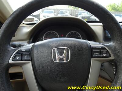 2009 Honda Accord LX-P   - Photo 20 - Cincinnati, OH 45255