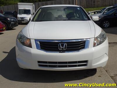 2009 Honda Accord LX-P   - Photo 2 - Cincinnati, OH 45255