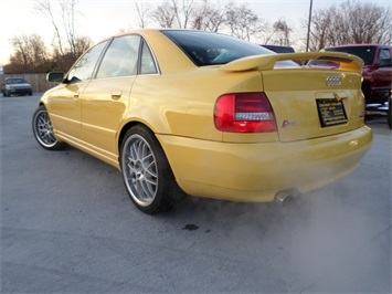 2001 Audi S4 quattro   - Photo 12 - Cincinnati, OH 45255