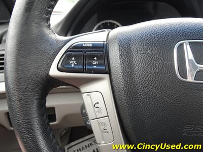 2010 Honda Accord EX-L V6 w/Navi   - Photo 25 - Cincinnati, OH 45255