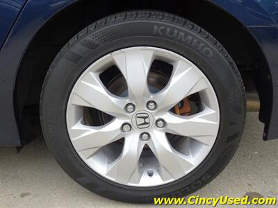 2010 Honda Accord EX-L V6 w/Navi   - Photo 31 - Cincinnati, OH 45255