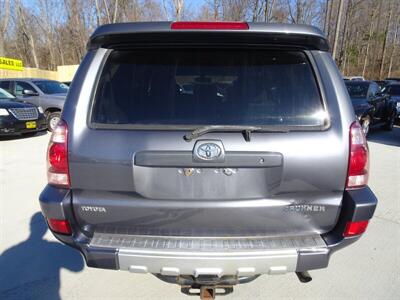 2004 Toyota 4Runner SR5   - Photo 9 - Cincinnati, OH 45255