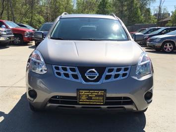 2011 Nissan Rogue SV   - Photo 2 - Cincinnati, OH 45255