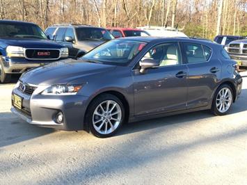 2012 Lexus CT 200h Premium   - Photo 3 - Cincinnati, OH 45255