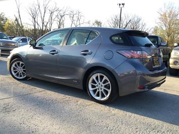 2012 Lexus CT 200h Premium   - Photo 12 - Cincinnati, OH 45255