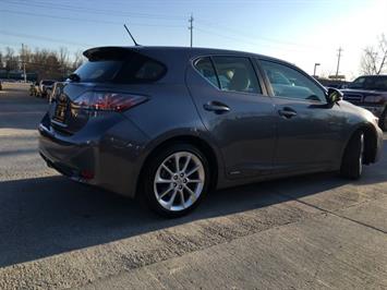 2012 Lexus CT 200h Premium   - Photo 13 - Cincinnati, OH 45255