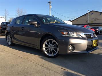 2012 Lexus CT 200h Premium   - Photo 10 - Cincinnati, OH 45255