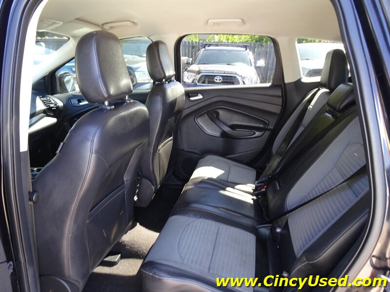 2019 Ford Escape SE - Photo 13 - Cincinnati, OH 45255