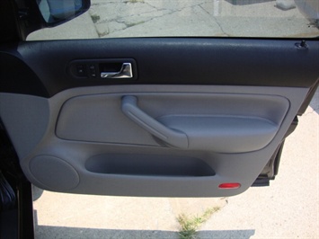 2001 Volkswagen Jetta GLS   - Photo 22 - Cincinnati, OH 45255