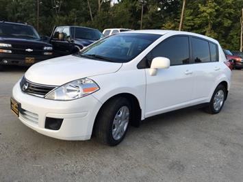 2011 Nissan Versa 1.8 S   - Photo 11 - Cincinnati, OH 45255