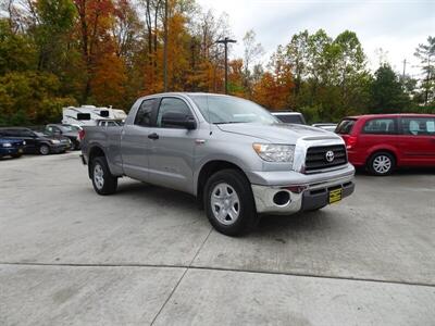 2008 Toyota Tundra SR5  i-Force 4WD V8 - Photo 2 - Cincinnati, OH 45255