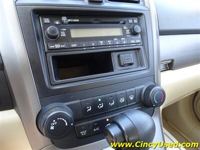 2009 Honda CR-V LX   - Photo 19 - Cincinnati, OH 45255