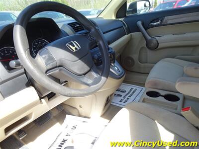 2009 Honda CR-V LX   - Photo 12 - Cincinnati, OH 45255