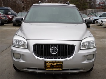 2006 Buick Terraza CXL   - Photo 2 - Cincinnati, OH 45255