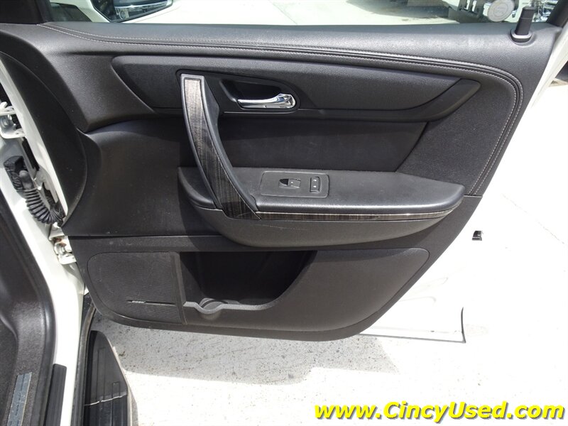 2014 GMC Acadia SLT-1 - Photo 28 - Cincinnati, OH 45255