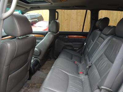 2004 Lexus GX 470  4.7L V8 4X4 - Photo 13 - Cincinnati, OH 45255