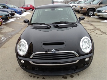 2005 MINI Cooper S   - Photo 2 - Cincinnati, OH 45255