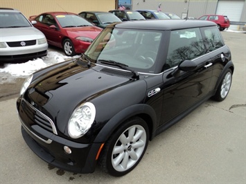 2005 MINI Cooper S   - Photo 3 - Cincinnati, OH 45255