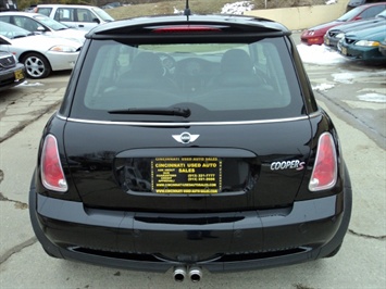 2005 MINI Cooper S   - Photo 5 - Cincinnati, OH 45255