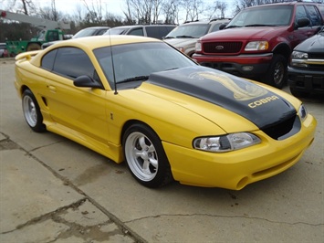 1998 Ford Mustang   - Photo 1 - Cincinnati, OH 45255