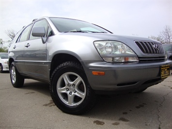 2001 Lexus RX 300   - Photo 10 - Cincinnati, OH 45255