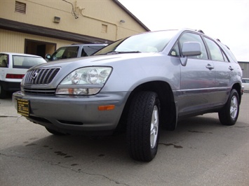 2001 Lexus RX 300   - Photo 11 - Cincinnati, OH 45255