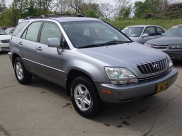 2001 Lexus RX 300   - Photo 1 - Cincinnati, OH 45255