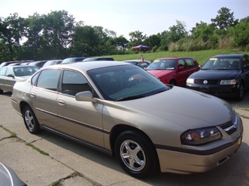 2003 Chevrolet Impala   - Photo 1 - Cincinnati, OH 45255