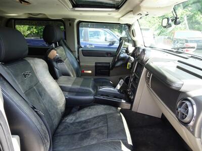 2004 Hummer H2   - Photo 10 - Cincinnati, OH 45255