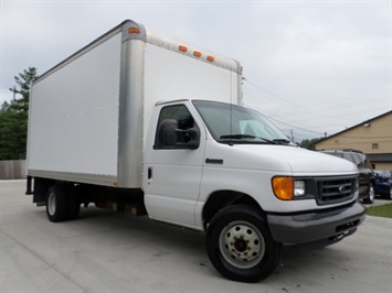 2006 FORD E350   - Photo 10 - Cincinnati, OH 45255