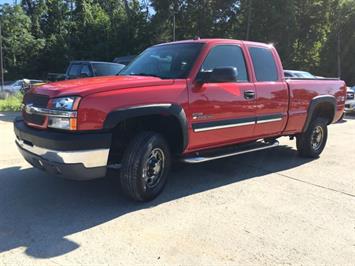 2003 Chevrolet Silverado 2500HD LS   - Photo 11 - Cincinnati, OH 45255