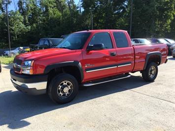 2003 Chevrolet Silverado 2500HD LS   - Photo 3 - Cincinnati, OH 45255