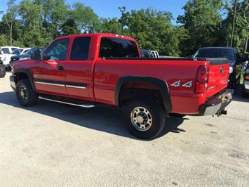 2003 Chevrolet Silverado 2500HD LS   - Photo 4 - Cincinnati, OH 45255