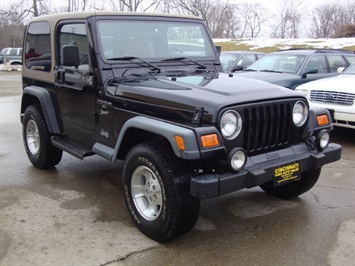 2000 Jeep Wrangler Sport   - Photo 1 - Cincinnati, OH 45255