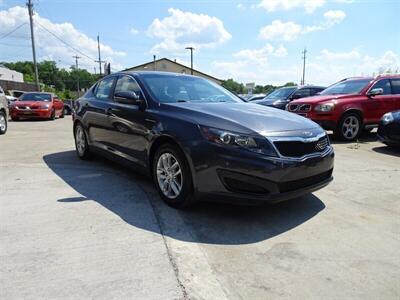 2011 Kia Optima LX  I4 FWD - Photo 8 - Cincinnati, OH 45255