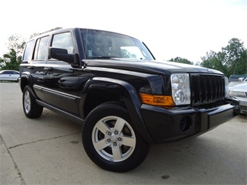 2006 Jeep Commander   - Photo 10 - Cincinnati, OH 45255