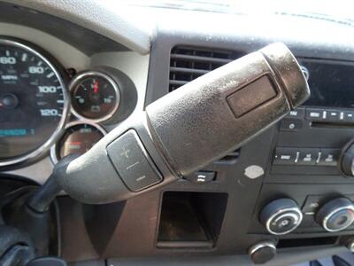 2009 GMC Sierra 3500HD Work Truck  Ladder Rack Utility Bed - Photo 33 - Cincinnati, OH 45255