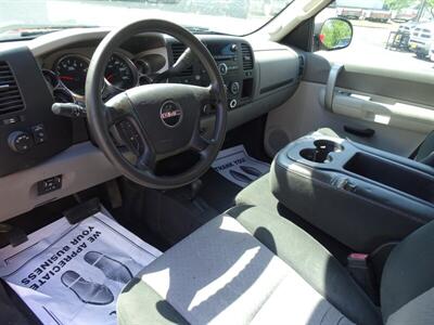 2009 GMC Sierra 3500HD Work Truck  Ladder Rack Utility Bed - Photo 23 - Cincinnati, OH 45255