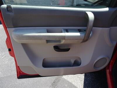 2009 GMC Sierra 3500HD Work Truck  Ladder Rack Utility Bed - Photo 42 - Cincinnati, OH 45255