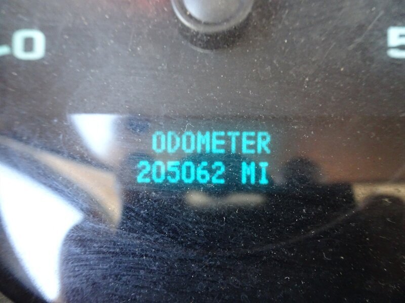 2009 GMC Sierra 3500HD Work Truck  Ladder Rack Utility Bed - Photo 37 - Cincinnati, OH 45255