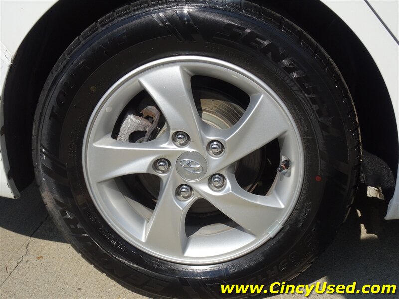 2014 Hyundai Elantra SE - Photo 27 - Cincinnati, OH 45255