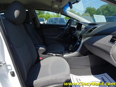 2014 Hyundai Elantra SE - Photo 16 - Cincinnati, OH 45255