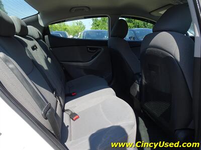 2014 Hyundai Elantra SE - Photo 14 - Cincinnati, OH 45255
