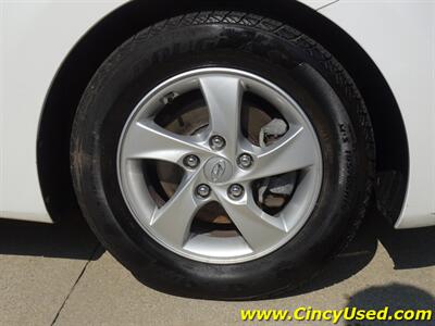2014 Hyundai Elantra SE - Photo 28 - Cincinnati, OH 45255