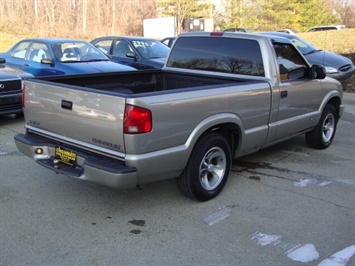 1999 Chevrolet S10 LS   - Photo 6 - Cincinnati, OH 45255